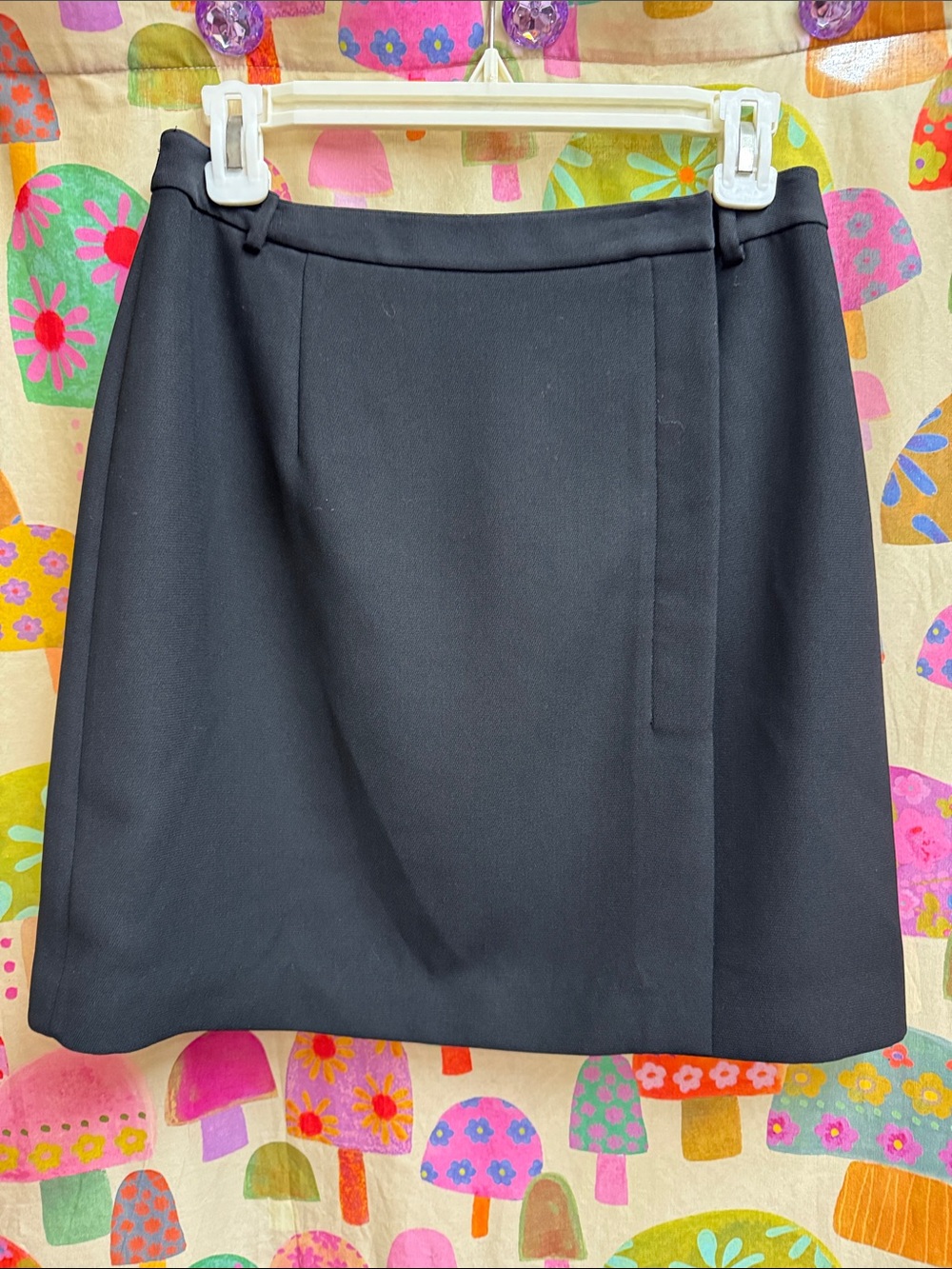 Ann Taylor Black Mini Skirt. 10P